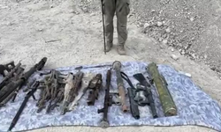 Pençe-Kilit’te PKK’ya Ait Mağara İmha Edildi