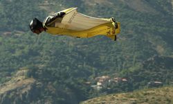 Kemaliye’de Wingsuit Atlayışı Nefesleri Kesti!