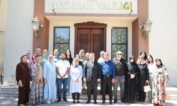 Ahlat’lı  kadınlardan Erzincan Valisi'ne anlamlı ziyaret!
