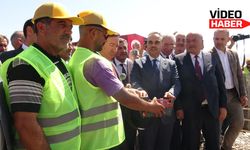 Bakan Kacır OSB’de temel atma törenine katıldı