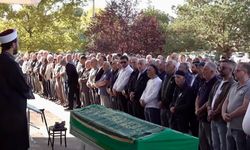 Erzincan’ın sevilen ismi büyük üstat son yolculuğuna uğurlandı
