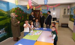 Erzincan Müftüsü Fakirullahoğlu, miniklerle ve din gönüllüleriyle bir araya geldi