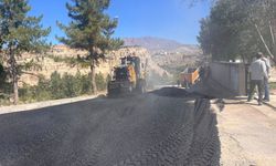Belediye durmak bilmiyor, bir ilçe baştan aşağı değişiyor...