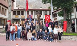 3 ülkeden Erzincan’a gelen öğrenciler Kemaliye’yi gezdi