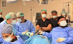 Prof. Dr. Geçim’den Erzincan’da İlk Ameliyat...
