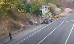 Erzincan-Tunceli Yolunda faciaya ramak kaldı (VİDEO)