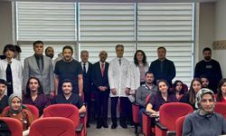 Vali Aydoğdu’dan genç doktor adayına destek