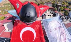 Eğin Kuşu Kemaliye semalarını renklendirdi...