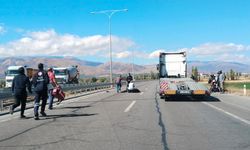 Erzincan'da feci kaza: 1'i ağır 2 yaralı