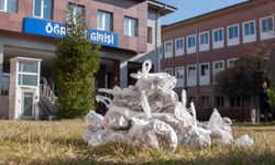 EBYÜ'de İzmarite Karşı Ortak Mücadele: Çöpe Değil Yere!