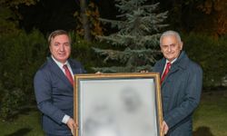 Vali Aydoğdu'dan Binali Yıldırım'a çok özel hediye...