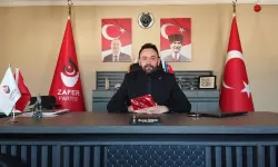 Özmen: “Atatürk, Umutsuzluğun İçinde Doğan Güneştir”