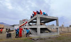 Erzincan'da 6.4 şiddetinde deprem olmuş gibi tatbikat...