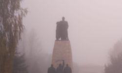 Erzincan Yoğun Sis Altında: Görüş Mesafesi 20 Metreye Kadar Düştü