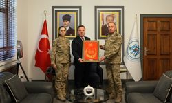 Güvenlik güçlerinden Vali Aydoğdu'ya kutlama...