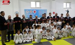 Erzincan’da açılışta minik yürekten Fatiha