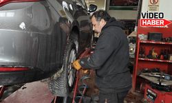 Erzincan’da lastikçilerin yoğun mesaisi sürüyor