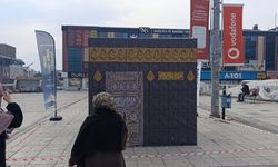 Erzincan’ın kalbinde Kâbe: Maneviyat meydana taştı