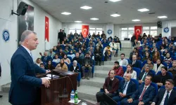 EBYÜ’de savaşın hukuku konuşuldu