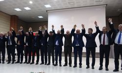 Acar’dan muhalefete eleştiri: “Hizmet yoksa fark ortaya çıkıyor”