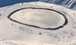 Erzincan’ın Doğadaki Gözü Buz Tuttu