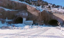 Pekün Dağı Tüneli’nde Çalışmalar Neden Durdu? Erzincan Hattında Belirsizlik