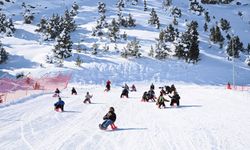 Ergan Dağı ‘Beyaz Yarışta’ Zirveyi Zorluyor..