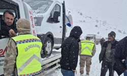 Son Dakika: Pöske Dağı Geçidi Kar Nedeniyle Ulaşıma Kapatıldı