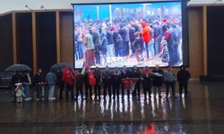 Erzincan'da yağmura rağmen vicdan nöbeti