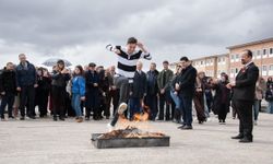 EBYÜ’de Baharın Gelişi Nevruz Ateşiyle Kutlandı
