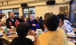 Dünya Yetimler Gününde anlamlı iftar sofrası
