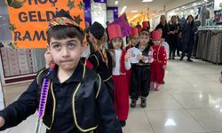 Erzincan'da miniklerden esnafa Ramazan sürprizi