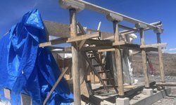 Bayraktepe’de İnşaat Sürüyor, Cami ve WC Yapılıyor