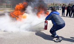 Erzincan’da Yangın Eğitimi: Doğalgaz Personeli Uygulamalı Eğitim Aldı