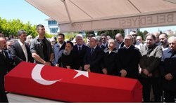 Binali Yıldırım Yakın Arkadaşını Hakka Uğurladı