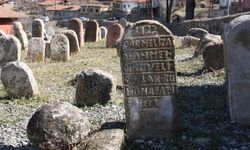 Divriği’de mezarlık krizi: İki mezarlığa defin yasağı geldi