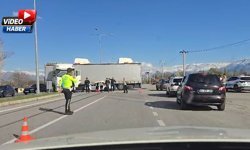 Erzincan’da Trafik Kazası: 2 Kişi Ağır Yaralı