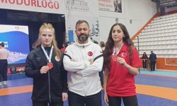 Erzincan Yine Sahneye Çıktı: Bileti Kaptılar