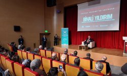 Gençlere Net Mesaj: “Dijital Çağda Direksiyon Sizde!”