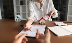 İskansız Ev Alınır mı? Uzmanlar Uyarıyor: Fiyat Avantajı Riskli Olabilir