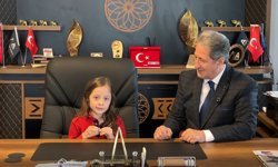 Koltuk Minik Melek’in!” – Erzincan’da 23 Nisan’da Anlamlı Devir Teslim