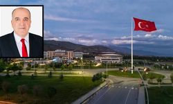 EBYÜ’de Rektörlük Yarışı Başladı: Prof. Dr. Erdal Akpınar Adaylığını Açıkladı!