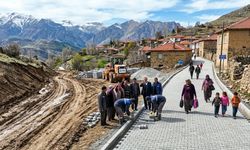 Erzincan’ın Köylerinde Çamurlu Yollar Tarih Oluyor!