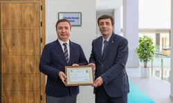 Vali Aydoğdu’dan Oktay Efe’ye Anlamlı Takdir