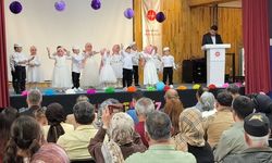 Refahiye'de Minik Öğrencilerün Mezuniyet Sevinçi