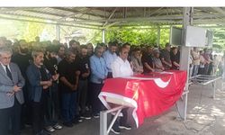 Manisa'dan Gelen Acı Haber Erzincan'ı Yasa Boğdu: Şehit Polis Memuru Deniz Berkay Gürakar Son Yolculuğuna Uğurlandı