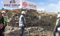 Sert Zemin Bana Denk Geldi!" 5 Bin Yıllık Tarihi Uyandıran Kazıda Başkan Aksun Güldürdü