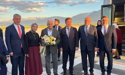 Vefanın En Güzel Resmi: Son Başbakan Binali Yıldırım Memleketinde Coşkuyla Karşılandı!