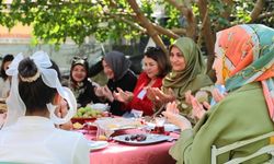Erzincan'da Koruyucu Aileye Anlamlı Ziyaret