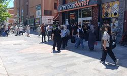 Bedelli Askerler Erzincan'ı Hareketlendirdi! Caddeler ve İş Yerleri Dolup Taştı